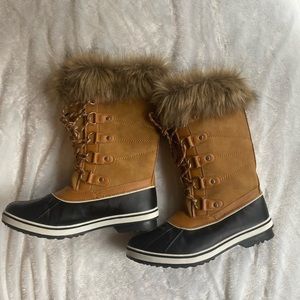 Women’s Snow Boots
